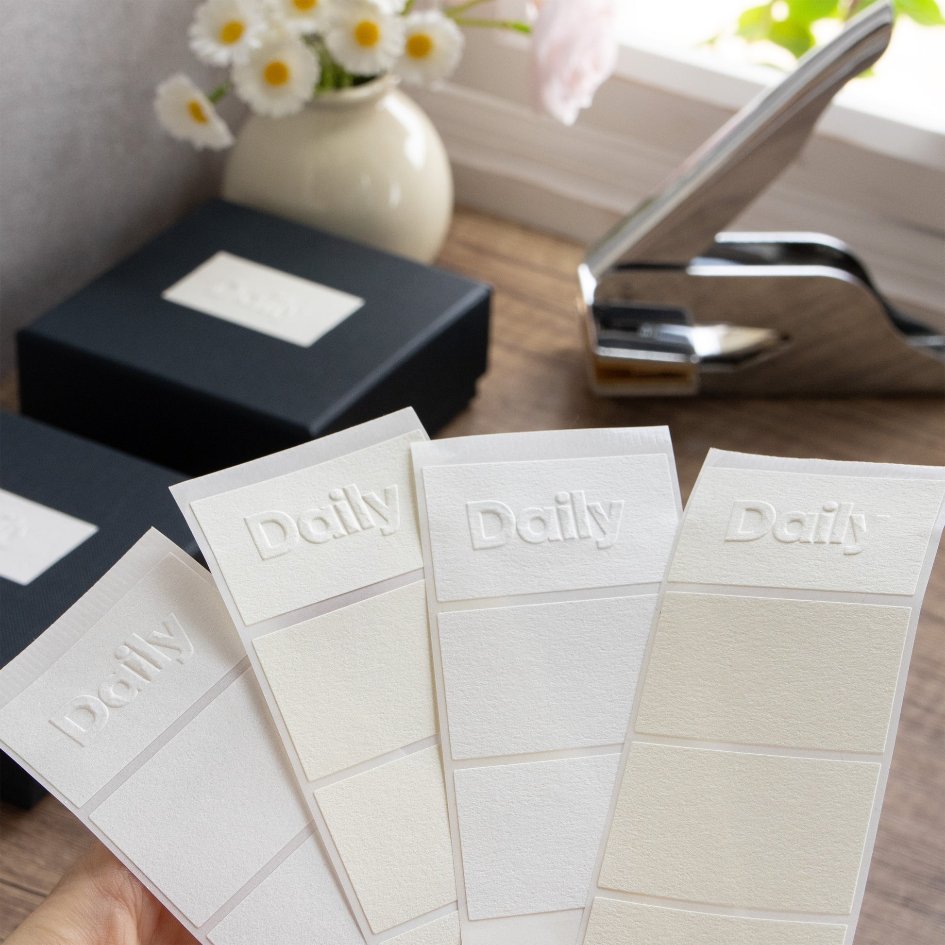 Blank Textured Embosser Stickers - Self-Adhesive Labels (100 Pcs)5