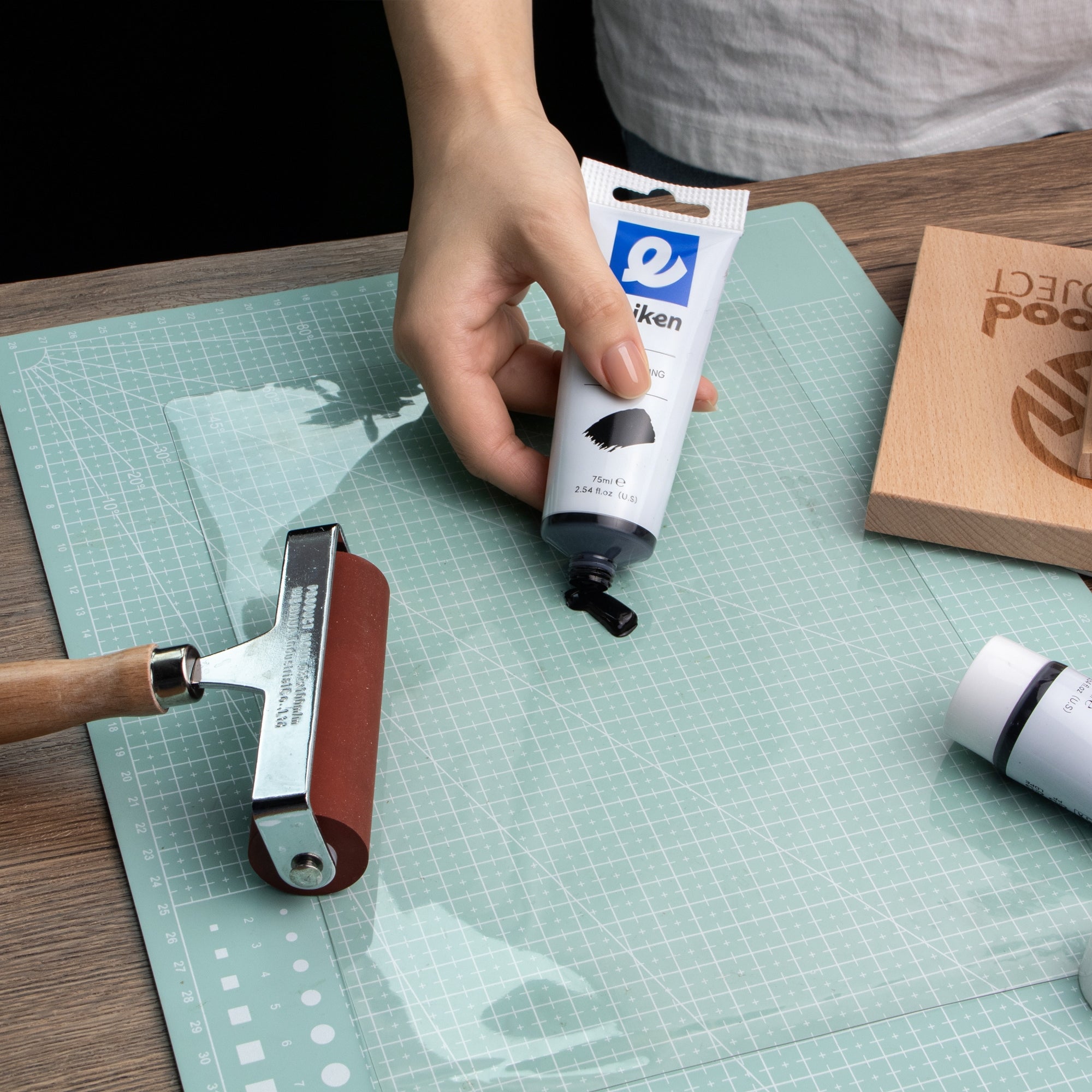Brayer Roller Kit for Large Rubber Stamps1