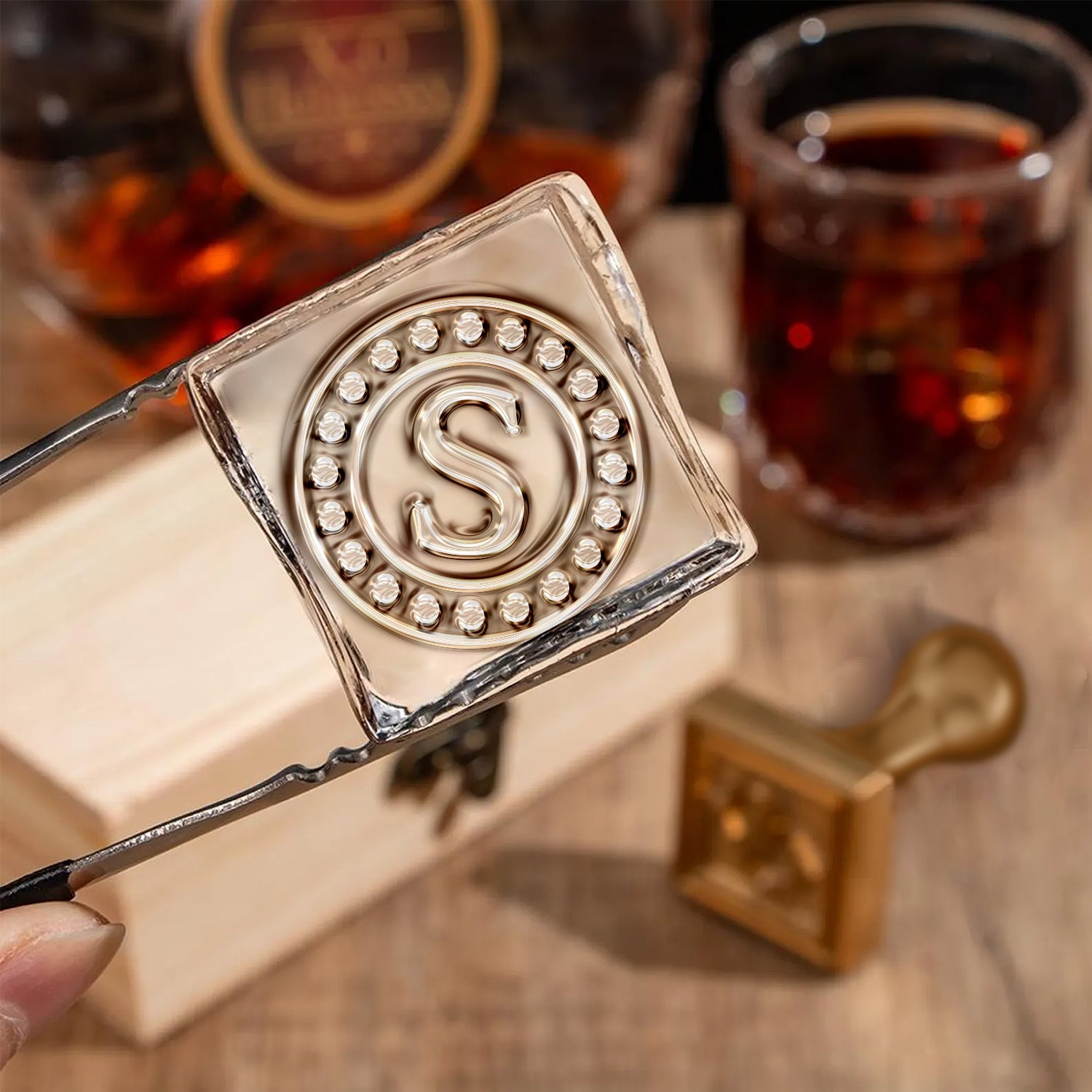 Carimbo de Gelo Elite Shield Monograma Simples de Latão para Bartender e Planeador