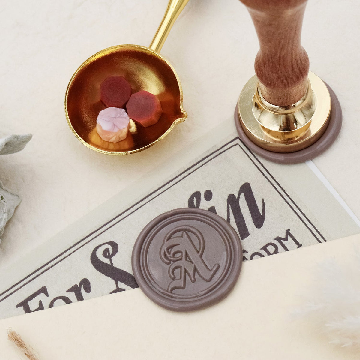 Carimbo de Sinete de Lacre com Inicial Gótica Stamprints 2